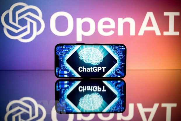 Biểu tượng OpenAI và ChatGPT. (Ảnh: AFP/TTXVN) Nhật Bản: Các công ty tài chính dùng ChatGPT để hoạt động hiệu quả hơn ảnh 1