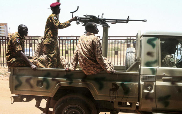 Các lực lượng hỗ trợ nhanh RSF.(Nguồn: AFP) Giao tranh tại Sudan: Đoàn xe ngoại giao của Mỹ bị tấn công ảnh 1