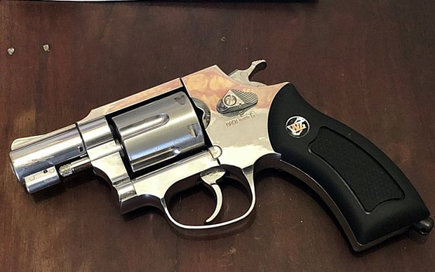 Bắc Giang: Bắt giữ đối tượng dùng súng bắn người bị thương nặng ảnh 1