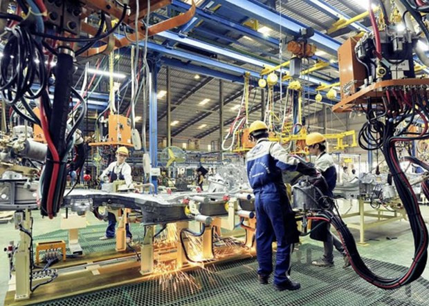 Giảm 50% lệ phí trước bạ đối với ôtô sản xuất trong nước ảnh 1