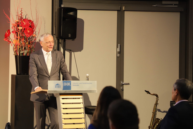 Việt Nam đánh giá tiềm năng hợp tác với thành phố Karlsruhe ảnh 1