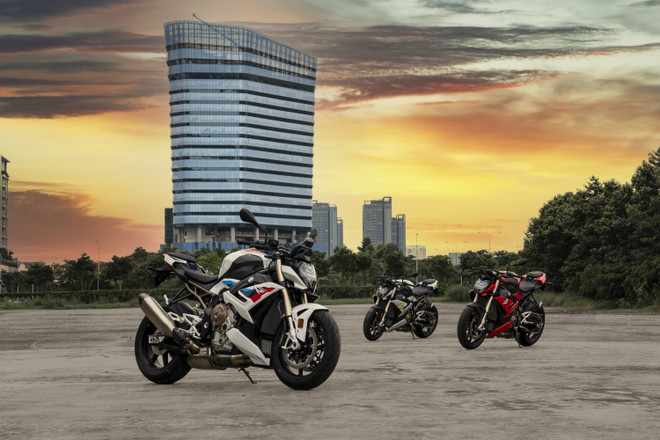 BMW Motorrad giới thiệu mẫu BMW S 1000 R hoàn toàn mới tại Việt Nam ảnh 1