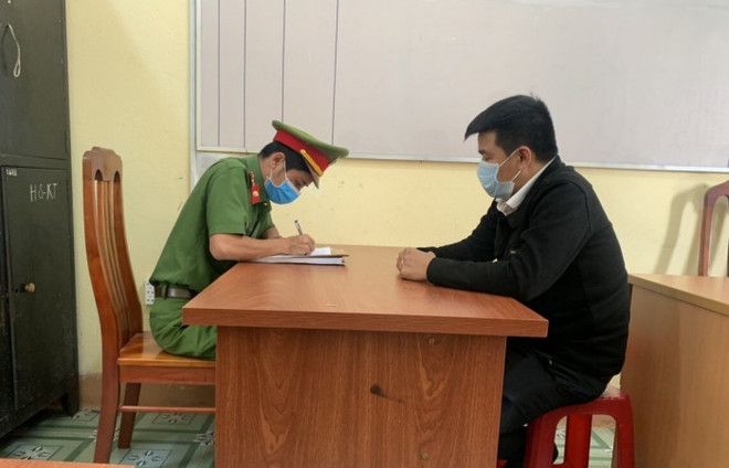 Hành hung nhân viên y tế, một đối tượng bị khởi tố ảnh 1