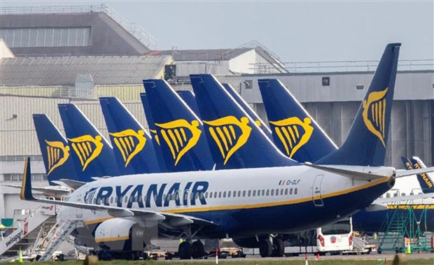 Ryanair hủy niêm yết trên thị trường chứng khoán London ảnh 1