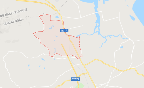 Lại tàu chở hàng va chạm ôtô, 2 người trên xe một chết, 1 nguy kịch ảnh 1