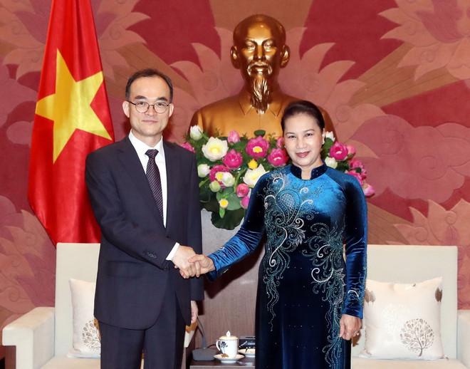 Chủ tịch Quốc hội tiếp Viện trưởng Viện Công tố Tối cao Hàn Quốc ảnh 1