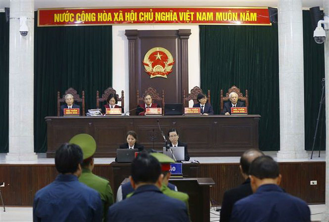 Xét xử Vũ 'nhôm' và đồng phạm: Tranh luận về việc thuê, mua dự án ảnh 2