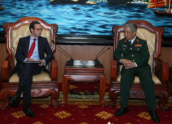 Hai nước Việt Nam-Hoa Kỳ đẩy mạnh hợp tác về quốc phòng ảnh 1