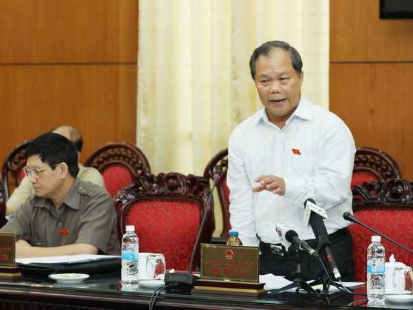 Quy định chặt việc cấp chứng chỉ hành nghề môi giới bất động sản ảnh 1