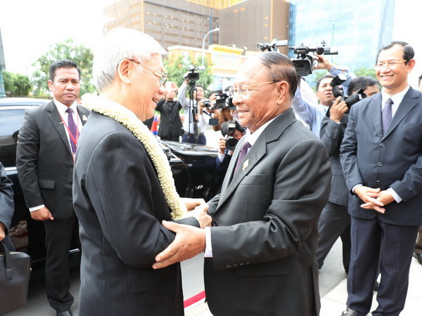 Tổng Bí thư Nguyễn Phú Trọng hội kiến Chủ tịch Quốc hội Campuchia ảnh 1