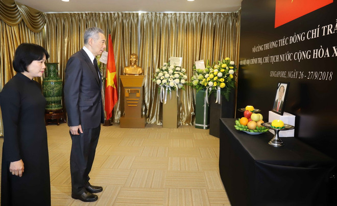 Thủ tướng Singapore Lý Hiển Long viếng Chủ tịch nước Trần Đại Quang ảnh 1