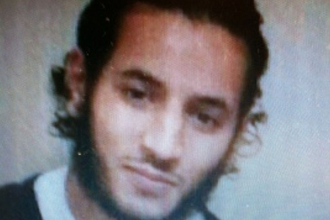 Xác định danh tính kẻ sát hại vợ chồng sỹ quan cảnh sát Pháp ảnh 1