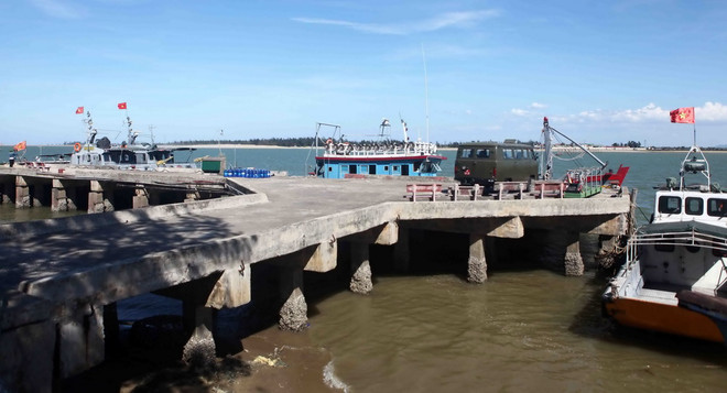 [Photo] Nỗ lực tìm kiếm máy bay Su 30MK2 bị mất liên lạc ảnh 3