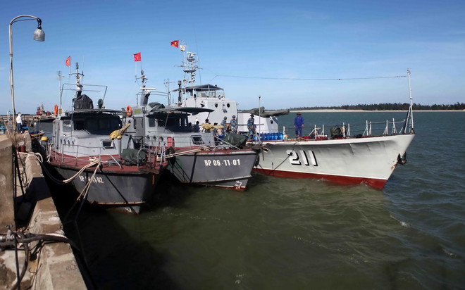 [Photo] Nỗ lực tìm kiếm máy bay Su 30MK2 bị mất liên lạc ảnh 1