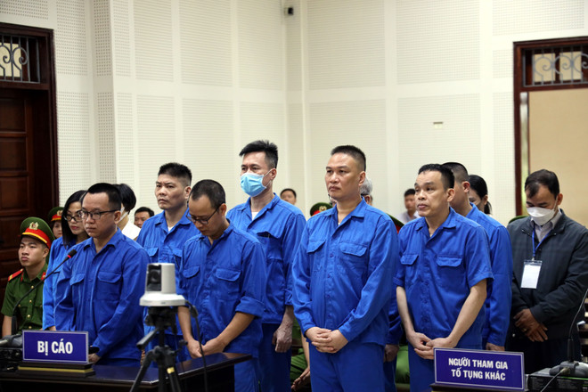 Xét xử vụ án vi phạm quy định đấu thầu tại Sở Y tế Quảng Ninh ảnh 2