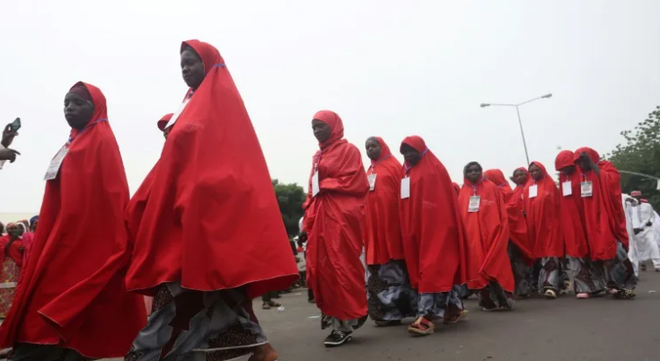 Đám cưới tập thể đặc biệt của 1.800 cặp đôi tại Nigeria ảnh 1