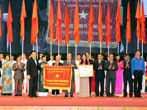 Hà Nội míttinh kỷ niệm 50 năm phong trào “Ba sẵn sàng” ảnh 1