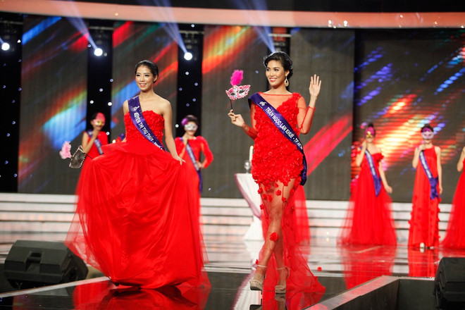 Liveshow 7 Hoa khôi Áo dài: Ứng viên tiềm năng Kim Ngân bị loại ảnh 12