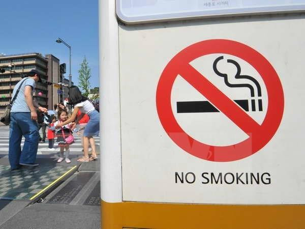 Mỹ: Tòa án bang New York đình chỉ lệnh cấm bán thuốc lá điện tử ảnh 1