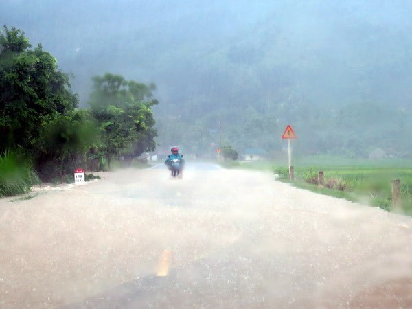 Vùng núi Bắc Bộ sẽ có mưa to trong ba ngày tới, nguy cơ lũ quét ảnh 1