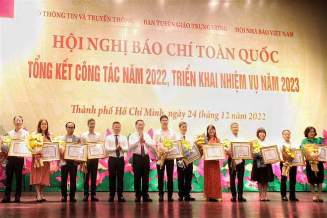 Xây dựng môi trường làm báo chuyên nghiệp, nhân văn, hiện đại ảnh 3