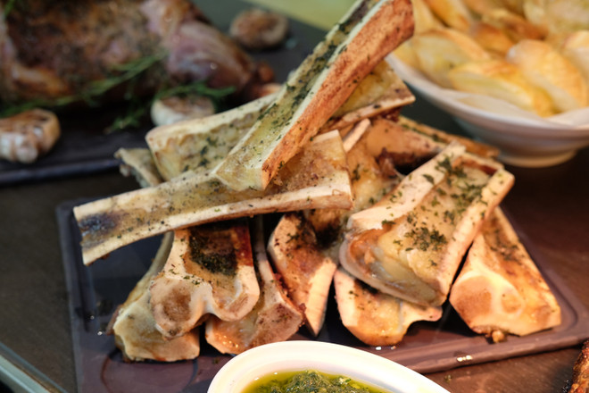 Hilton Hanoi Opera ‘nâng tầm trải nghiệm’ cho buffet cuối tuần ảnh 1