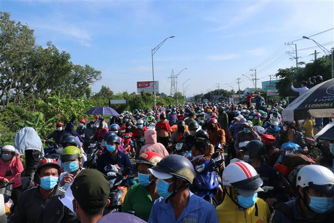 Bác bỏ tin 'sản phụ sinh nở bất thành và mất con trên đường về quê' ảnh 1