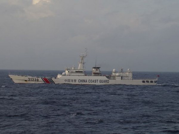 Ba tàu Trung Quốc xâm nhập lãnh hải Nhật Bản gần Senkaku ảnh 1