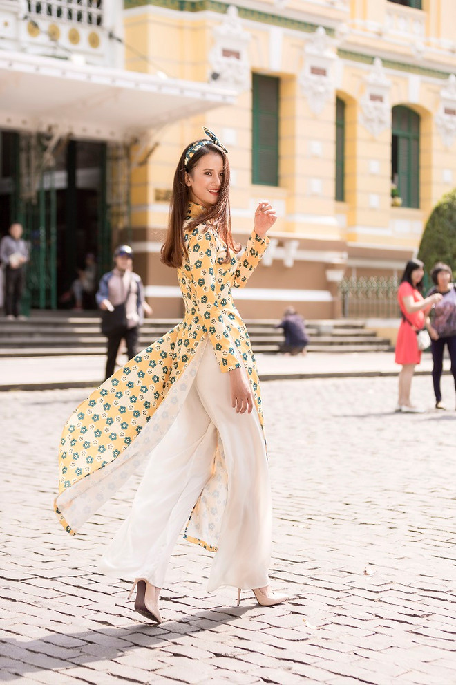 Quán quân Ngọc Châu, Hương Ly quyến rũ với áo dài 'Cô Ba Sài Gòn' ảnh 4