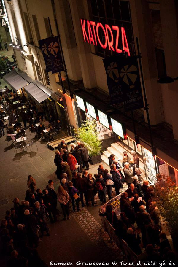 “Đập cánh giữa không trung” được ghi nhận ở LHP 3 lục địa ảnh 2