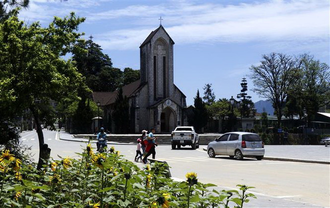 Các địa phương từng bước phục hồi du lịch sau dịch COVID-19 ảnh 1