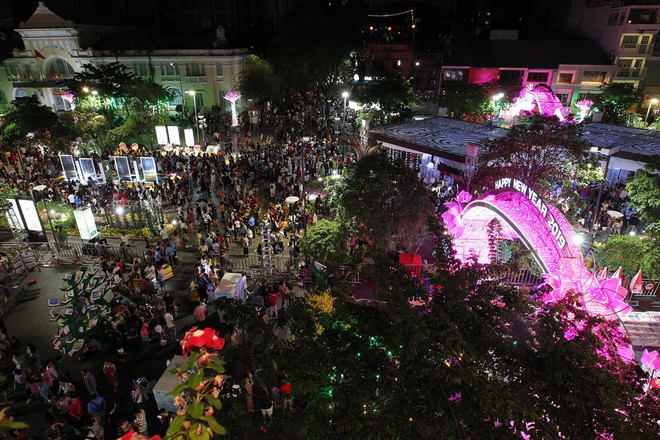 Nhiều chương trình hấp dẫn, hút khách đến TP.HCM trong dịp Tết ảnh 1