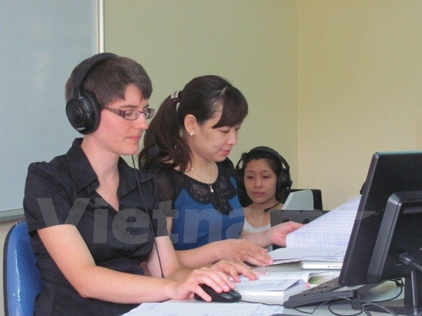 Bộ trưởng Giáo dục: Tiếng Anh là công cụ để hòa nhập với thế giới ảnh 1