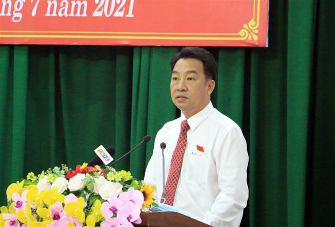 Chủ tịch UBND tỉnh Vĩnh Long Lữ Quang Ngời. (Ảnh: Phạm Minh Tuấn/TTXVN) Thủ tướng phê chuẩn lãnh đạo UBND tỉnh Bình Dương, Vĩnh Long, Cao Bằng ảnh 1