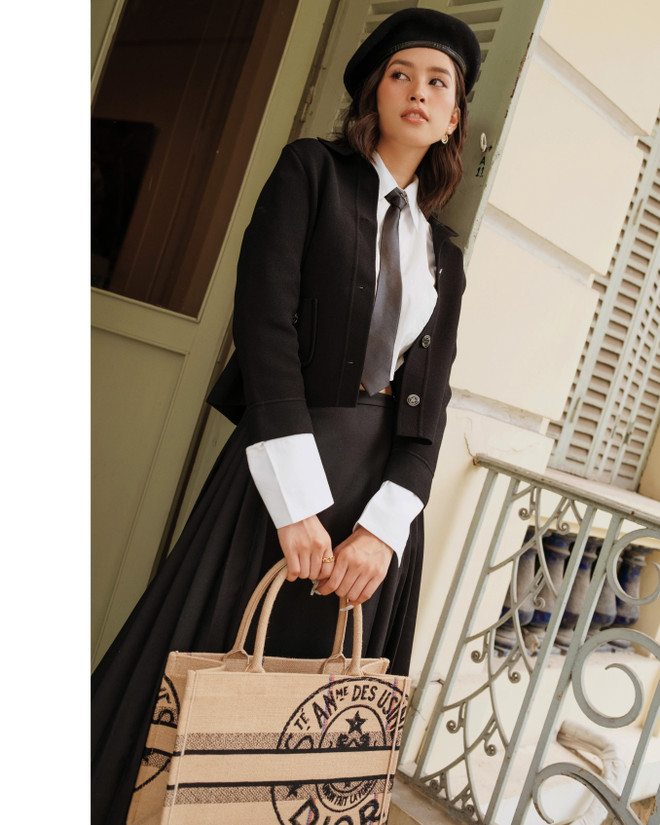 Hoa hậu Tiểu Vy hóa ‘cô chiêu’ thời thượng với thời trang Dior ảnh 4