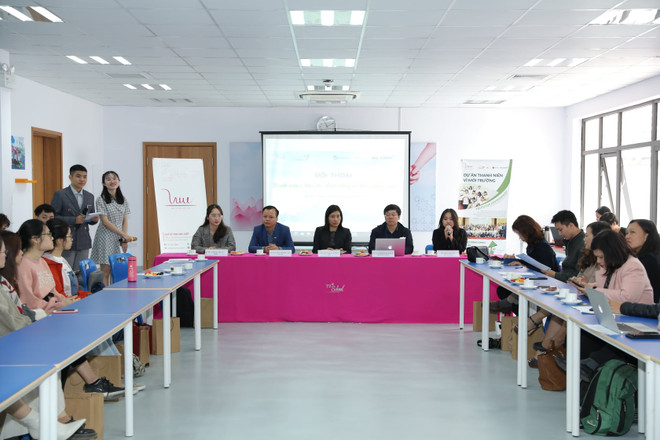 Quang cảnh buổi đối thoại. (Nguồn: Nhóm Mắt Xanh) Kết nối nhà báo và thanh niên trong truyền thông bảo vệ môi trường ảnh 1