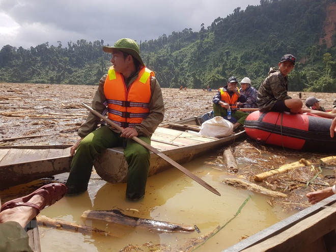 Tạo lập sinh kế bền vững cho đồng bào vùng lũ ở Quảng Nam ảnh 1