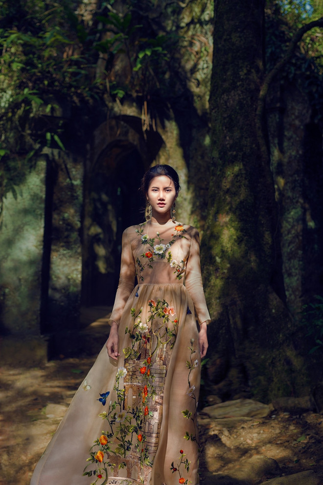 Phái đẹp khoe trọn đường cong nóng bỏng với thiết kế của Trần Hùng ảnh 5