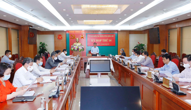 Một kỳ họp của Ủy ban Kiểm tra Trung ương. (Nguồn: TTXVN) Đẩy mạnh công tác kiểm tra của Đảng: Sớm ngăn chặn 'vết dầu loang' ảnh 1