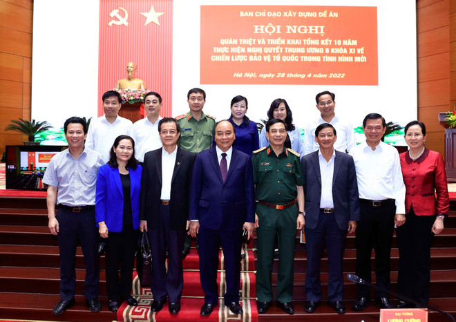 Đánh giá toàn diện 10 năm thực hiện Chiến lược bảo vệ Tổ quốc ảnh 2