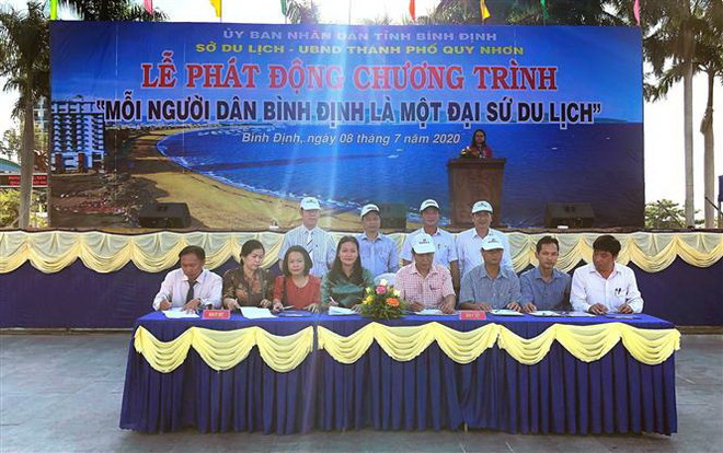 Phát động chương trình 'Mỗi người dân Bình Định là một đại sứ du lịch' ảnh 1