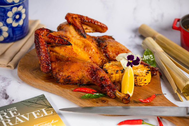 Độc đáo bát phở gan vịt 'khổng lồ' ở khách sạn cao nhất Hà Nội ảnh 7