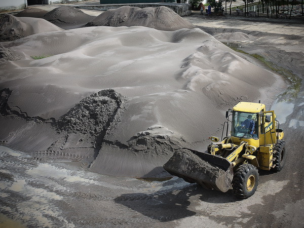 Tỉnh Gia Lai quản lý chặt việc cấp phép khai thác khoáng sản ảnh 1