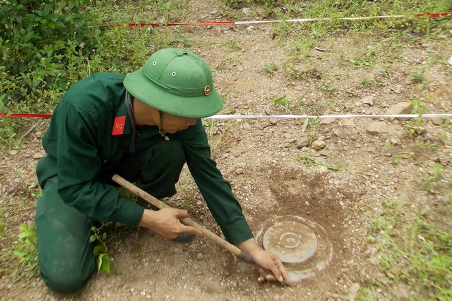 Quảng Bình: Quả bom nặng 200kg dưới nền công trình xây dựng ảnh 1