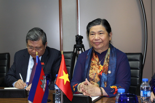 Các hoạt động của bà Tòng Thị Phóng tại Đại hội đồng AIPA 38 ảnh 2