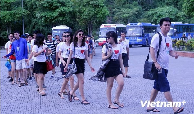 Gần 170 thanh niên kiều bào về dự Trại Hè Việt Nam 2014 ảnh 1