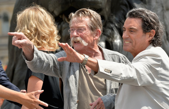 Dàn sao “bom tấn” Hercules gây náo động quảng trường London ảnh 5