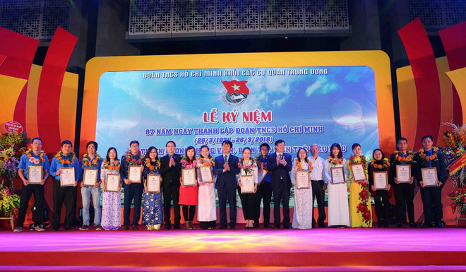 Ba phóng viên, biên tập viên trẻ tiêu biểu của TTXVN được tuyên dương ảnh 2