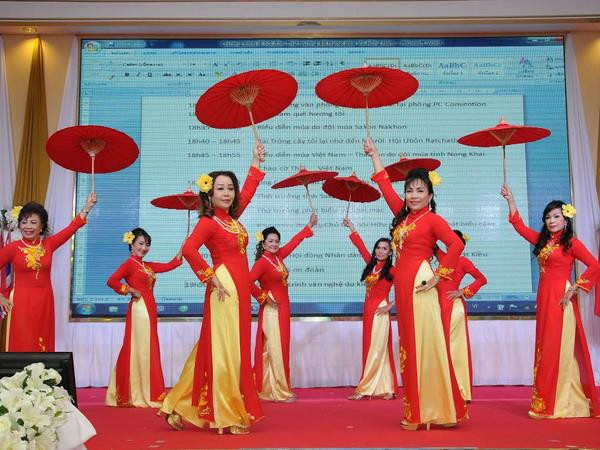 Gặp mặt gần 1.000 đại diện kiều bào Việt Nam tại Thái Lan ảnh 1