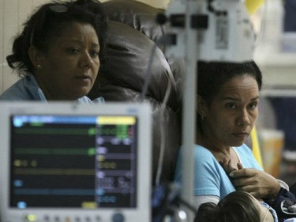 Venezuela thiếu hụt trầm trọng thuốc men và các thiết bị y tế ảnh 1